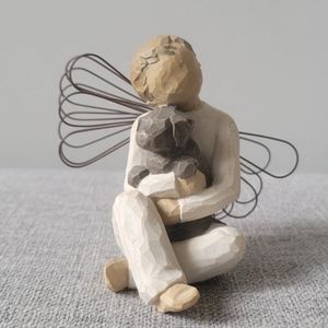 Willow Tree Angel of Comfort